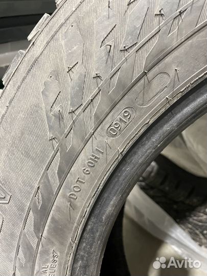 Nokian Tyres Hakkapeliitta 9 SUV 225/65 R17 106T