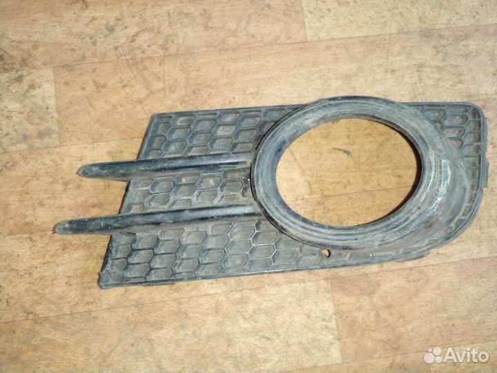 Накладка птф передняя левая Volkswagen Tiguan 1