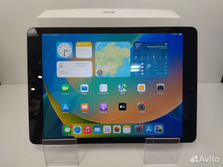 Планшет без SIM-карты Apple iPad 10.2 2020 Wi-Fi 3