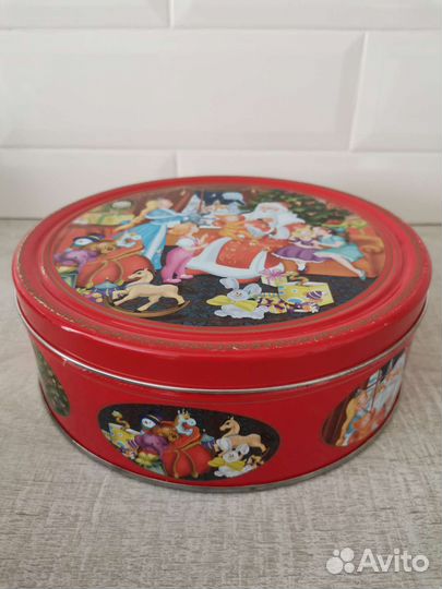 Жестяная коробка