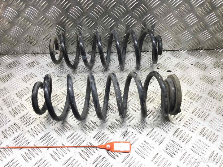 Пружина задняя Volkswagen Golf Bse