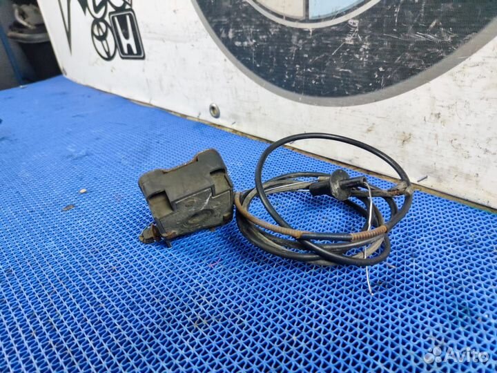 Замок капота BMW X5 E53