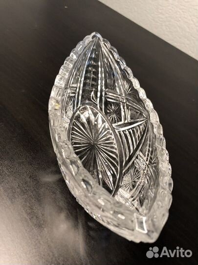 Хрустальная ладья конфетница салатник