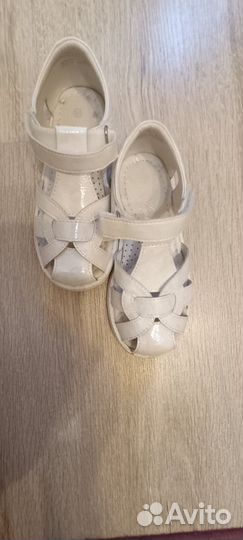 Туфли для девочки 28