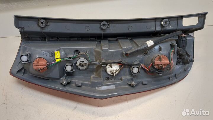 Фонарь (задний) правый Hyundai H-1 Starex