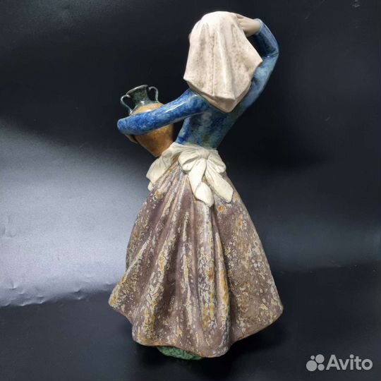 Статуэтка Lladro Карина