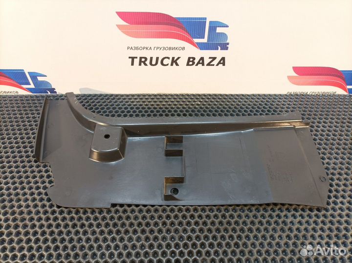 20593794 Обшивка стойки правая Volvo FH, Volvo FM