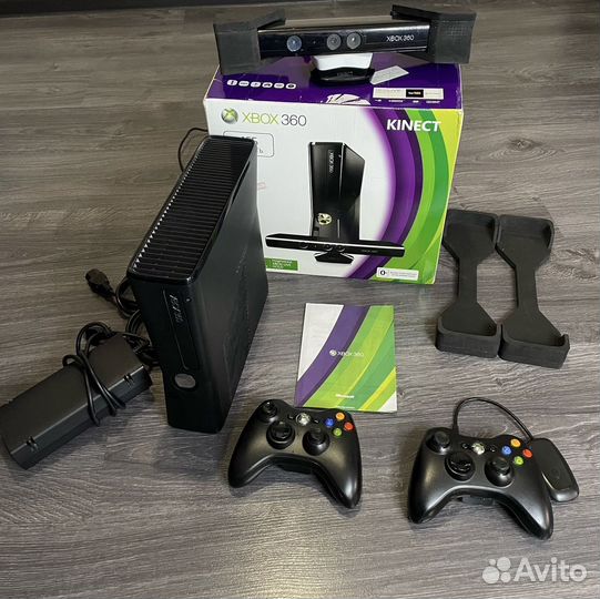 Xbox 360 Slim freeboot / Игры / 2 джойстика