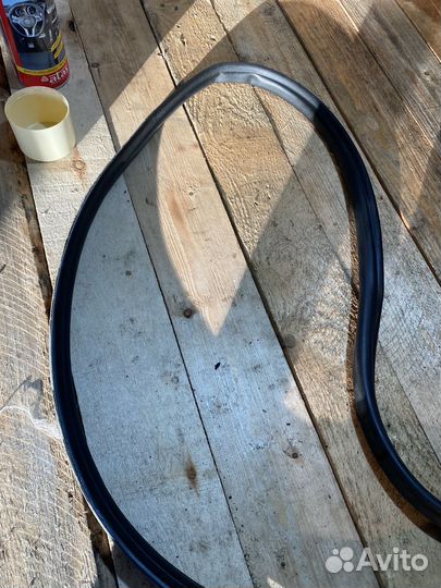 Уплотнитель водительской двери ford focus 3