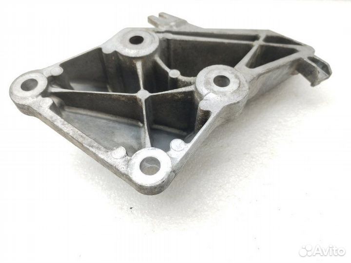 Кронштейн двигателя левый Bmw 1-Series E87 1.6I