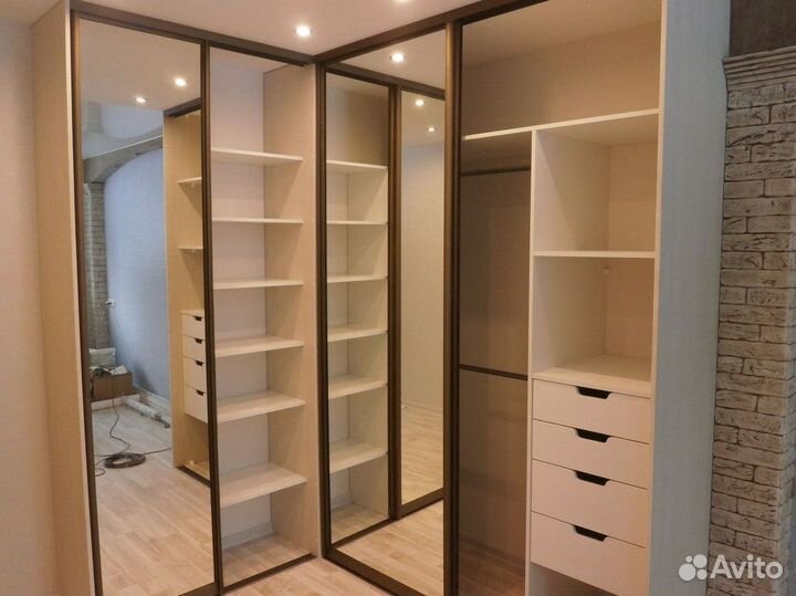 Шкаф в спальню