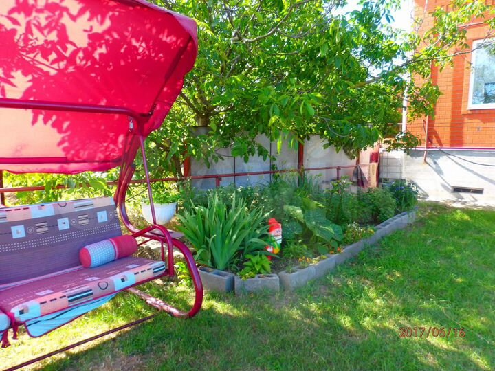 Дом 330 м² на участке 11 сот.