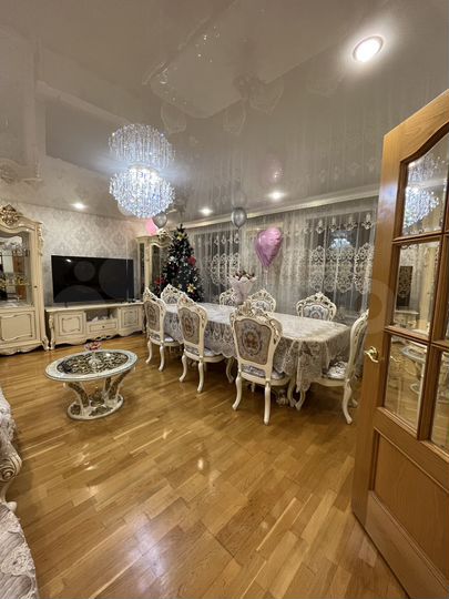3-к. квартира, 120 м², 7/9 эт.