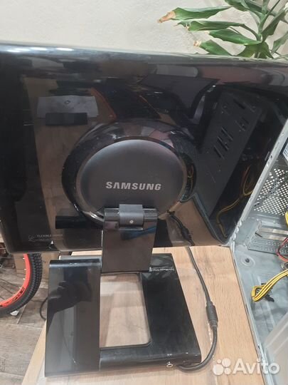 Монитор Samsung SyncMaster 971p 19 дюймов