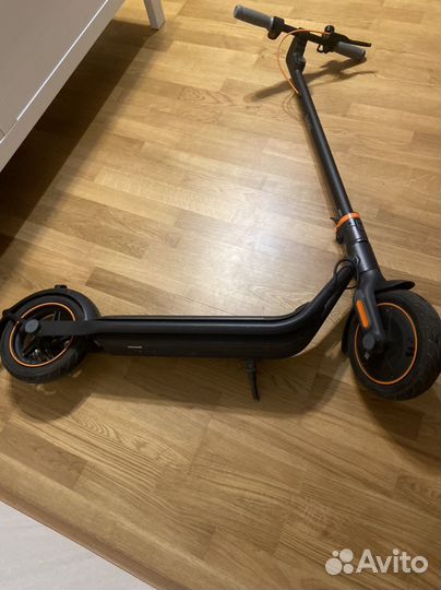 Электросамокат ninebot kickscooter f40