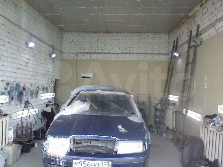 Гараж, > 30 м²