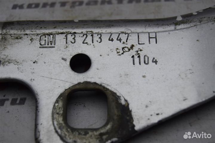 Петля капота левая Опель Астра Н