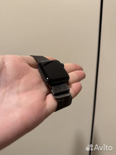 Часы Apple Watch SE 40mm