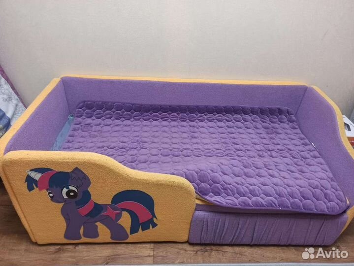 Детский диван