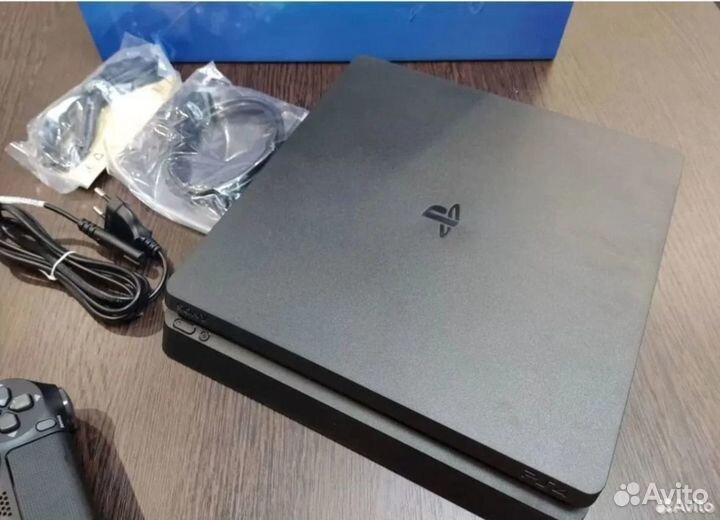 PS4 Slim+2 джоя+куча игр (идеал)