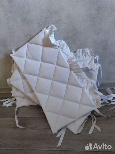 Бортики в кроватку