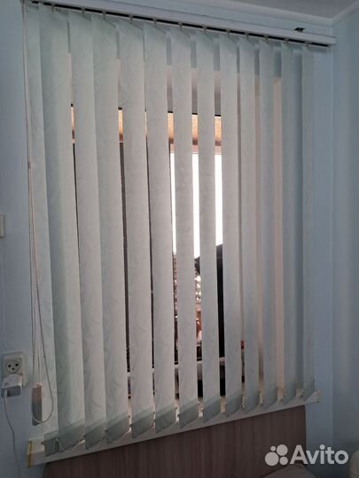 Жалюзи вертикальные тканевые бу