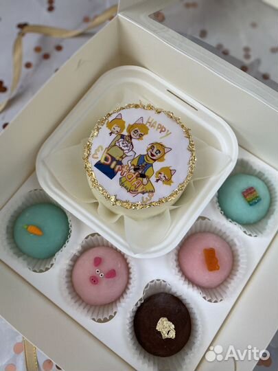 Моти (мочи) японское пирожное, бенто торт, капкейк