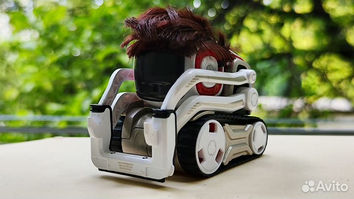 Робот Anki Cozmo