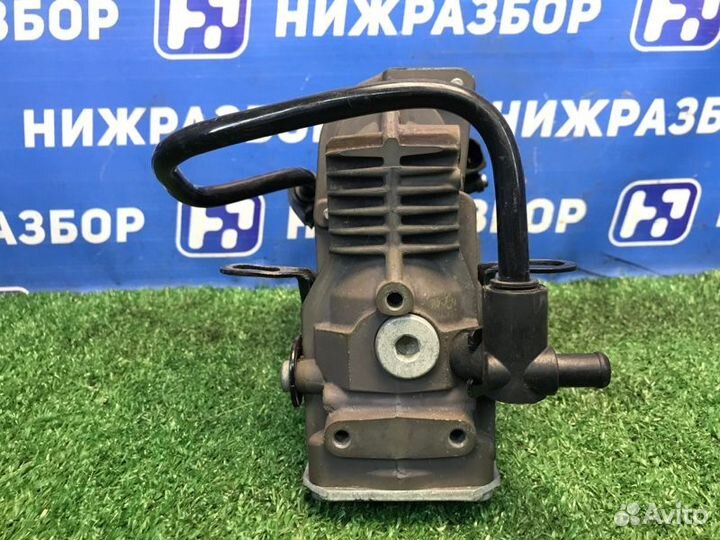 Компрессор пневмоподвески Mercedes S-Class W217