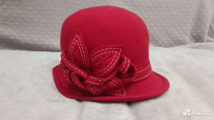 Шляпа женская красная