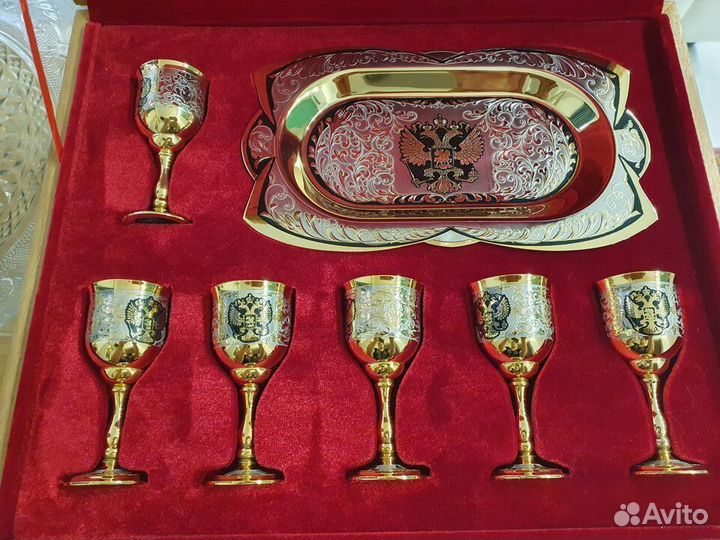 Набор винный. Латунь, никель, золото, эмаль. Новый