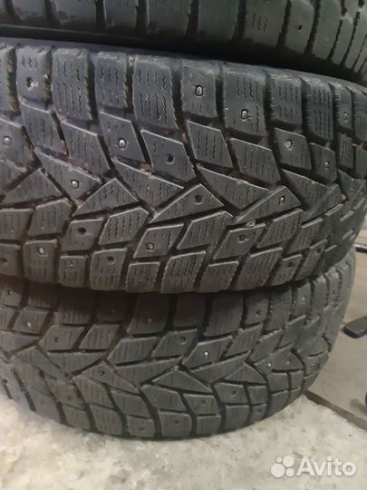 Dunlop SP Winter Ice 02 205/60 R16