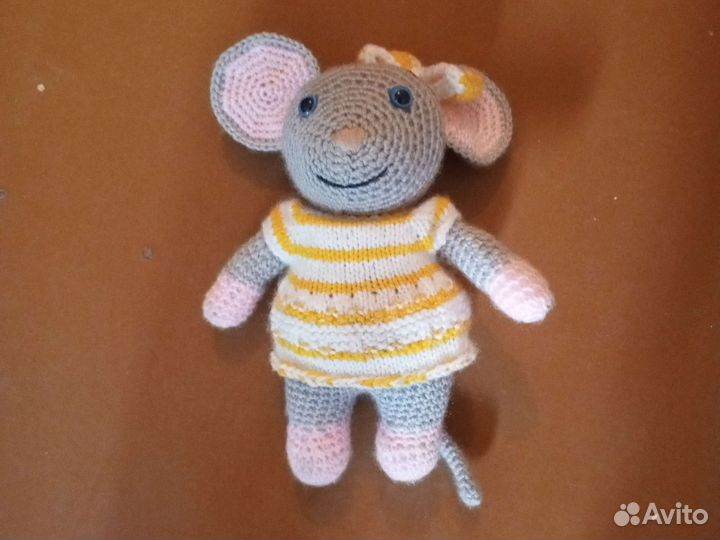 Вязаная Мышь