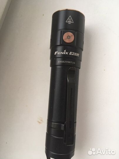 Фонарик Fenix E28R