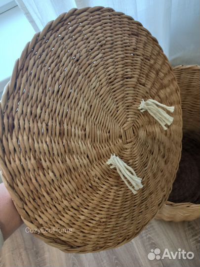 Корзина плетеная большая с крышкой для белья