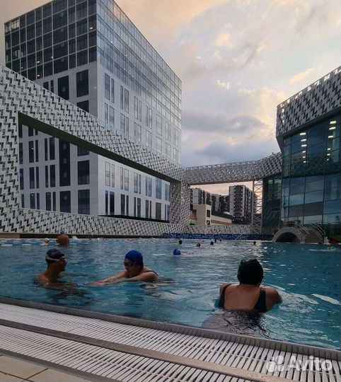 Обучение плаванию с нуля для взрослых тренер вводе