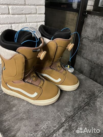 Сноубордические ботинки vans женские