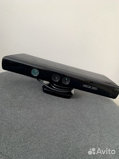 Xbox 360 slim + kinect