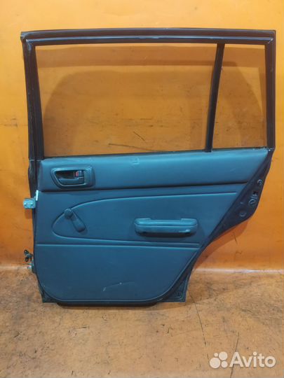 Дверь Toyota Caldina CT197V (Заднее Правое)