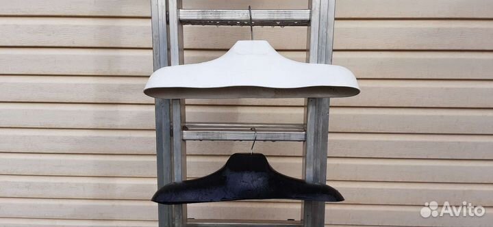 Вешалки плечики