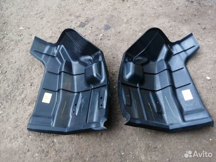 Тепловой экран заднего бампера Range Rover Sport 2