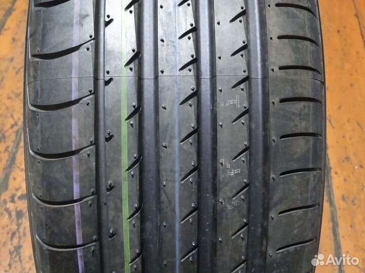 Yokohama Advan Sport V105 225/45 R17 91W