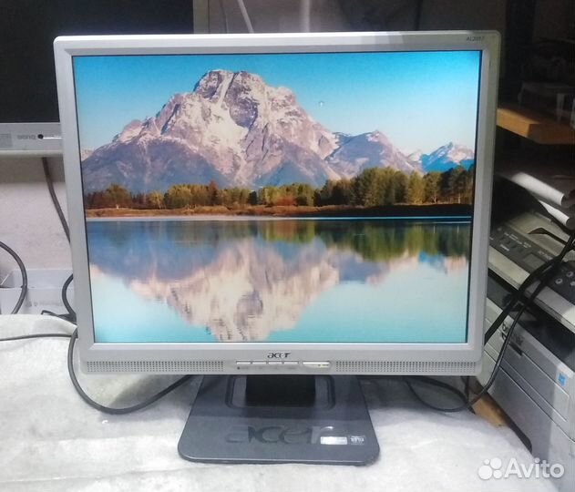 Монитор в рабочем состоянии