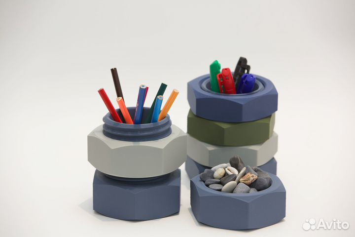 Эксклюзивный органайзер в виде болта и гаек