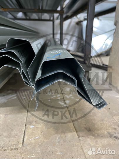 Ремонтный порог правый Volkswagen Polo 5