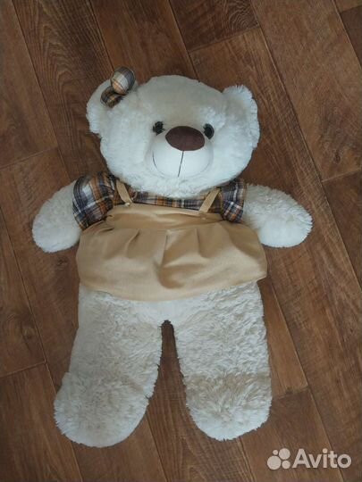 Плюшевый медведь большой