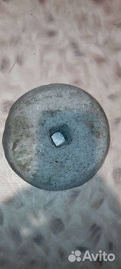 Каменные жернова