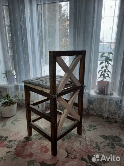 Стул барный