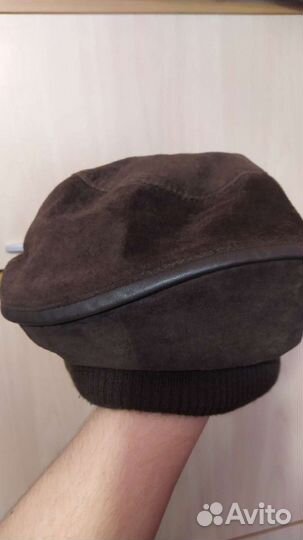 Женский берёт из замши