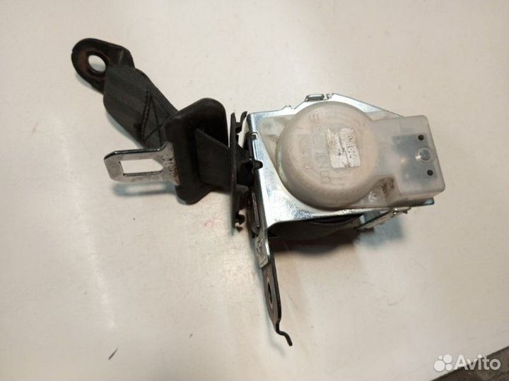 Ремень безопасности задний правый Nissan Almera